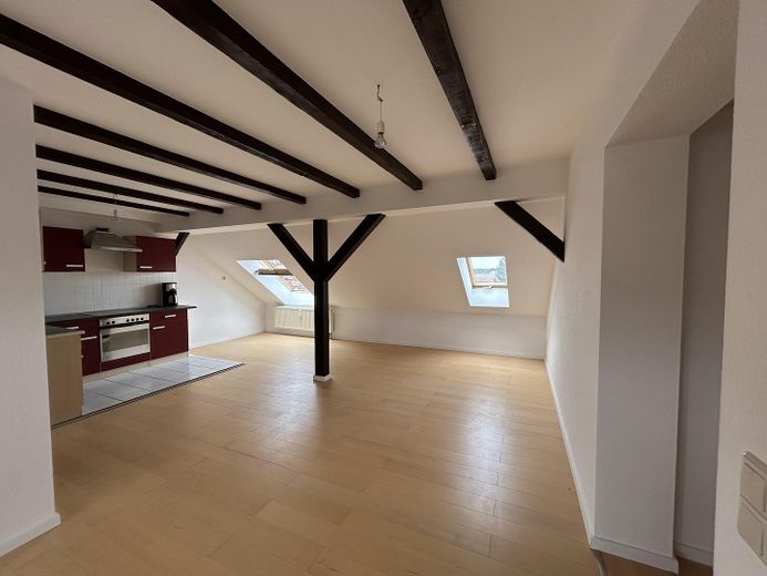 4-Raum DG-Appartment, offene EB-Küche & Panoramaterrasse – Titelbild
