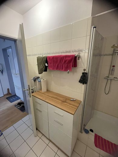 Von Privat sehr schöne & helle 2.5 ZKB in direkter Innenstadtlage – Foto 24