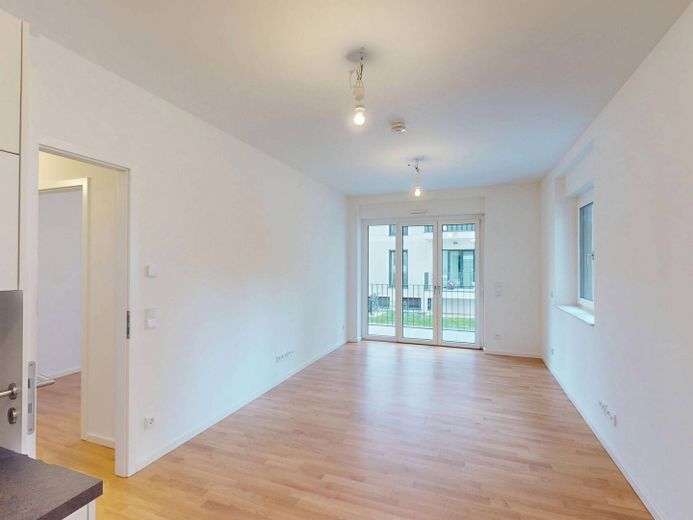 Friedenauer Höhen'de balkonlu ve ankastre mutfaklı modern 3 odalı yeni daire - YON BERLIN – Ansicht I: Wohn- und Esszimme…