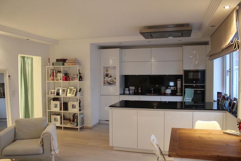 Exclusive Wohnung Maxvorstadt am Königsplatz – Kücheninsel