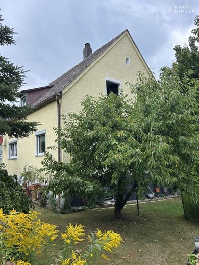 Traumlage mit viel Platz für Neues: Vermietetes Altbestand in Toplage für Mehrfamilienhaus! – Garten