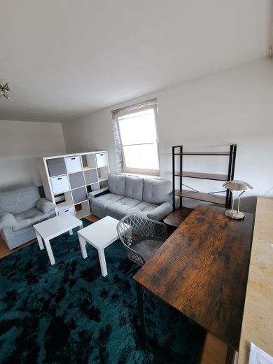 möblierte Einzimmerwohnung  mit  einmaligen Ausblick – Sitzbereich