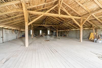 VIEL PLATZ, WERKSTATT  &  300 M² AUSBAUPOTENZIAL – 1780493602_8a821b.jpg