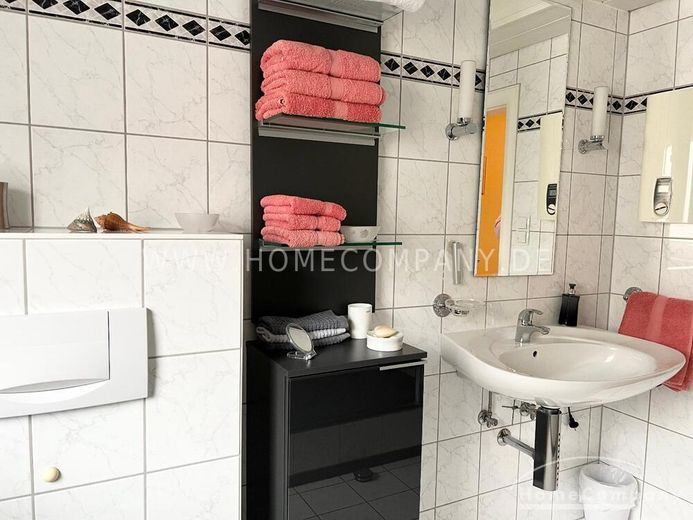 Rödelheim 8043302 – exklusiv und charmant möblierte 2-Zimmer-Wohnung – 7ab27ab33f179b59a122775e12d25dc9d76d1412.jpg