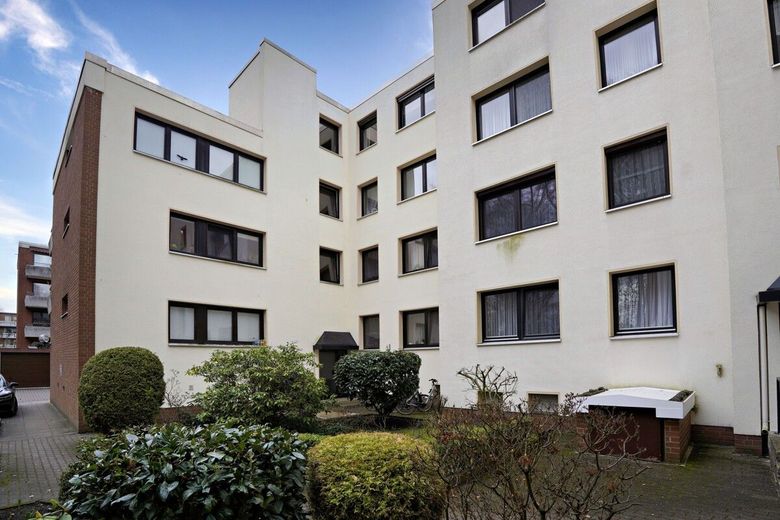 Wohnen am Stadtpark Langenhagen: Gut geschnittene Wohnung mit großem Balkon und Garage – Rückansicht
