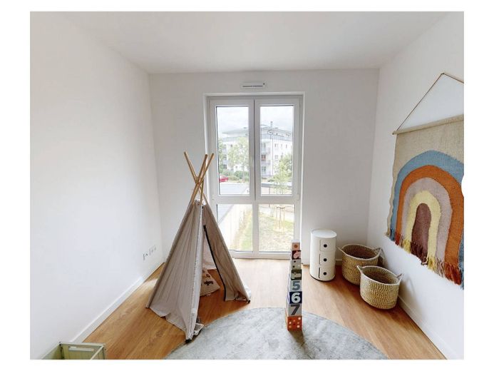 Mieszkanie 4-pokojowe z balkonem i 2 łazienkami na osiedlu mieszkaniowym w Nauen „WOHNEN AN DEN MÜHLENSTÜCKEN” – Muster: Kinderzimmer