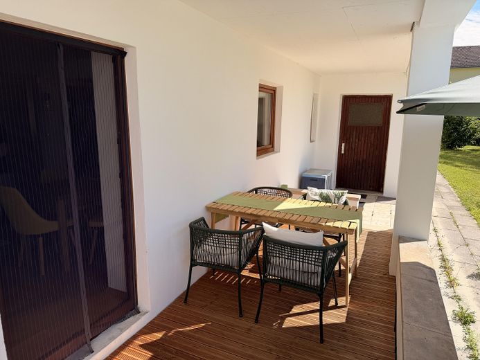 stilvolle 3-Zimmer Wohnung – Terrasse