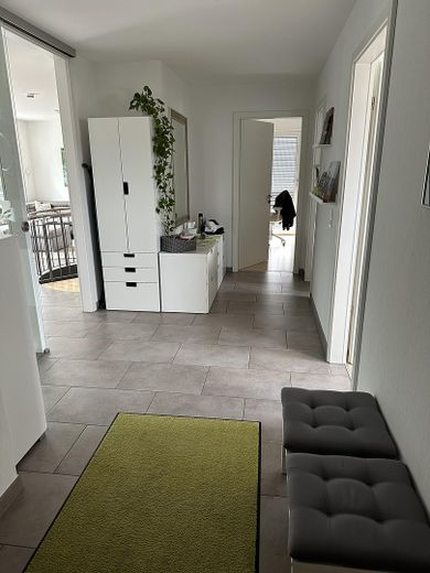 Casa bifamiliare senza provvigioni in posizione eccellente - periferia del paese, giardino, abitazione e eventualmente affitto – Flur EG