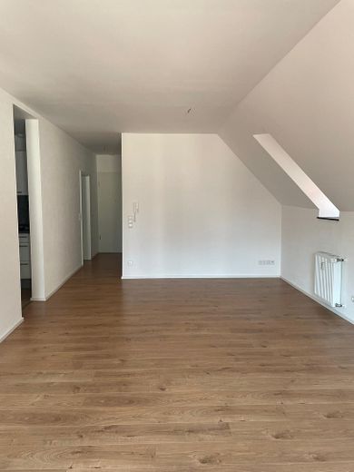 Luminoso e arioso appartamento di 2,5 locali a Schwäbisch Gmünd – Foto 1