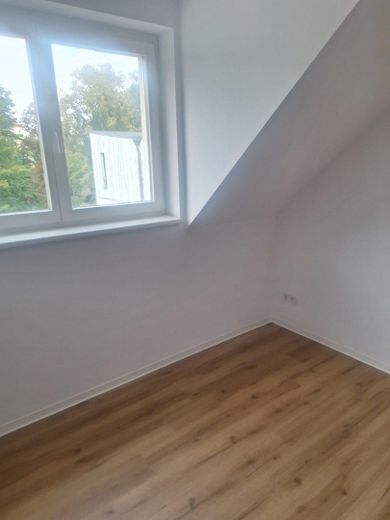 Centro storico sopra i tetti – appartamento mansardato ristrutturato con 2 locali e posto auto opzionale – Foto 9