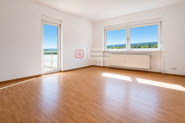 Top!! Gepflegte 3-Zimmer-Wohnung mit Balkon und Taunusblick