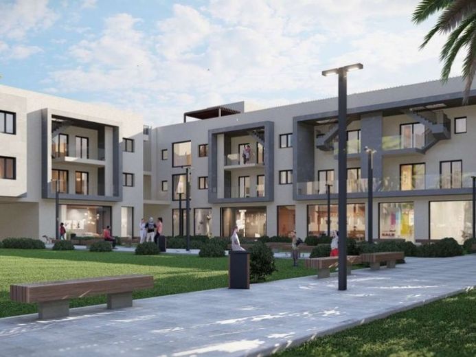 Gotowy do zamieszkania penthouse z basenem – Zdjęcie 1