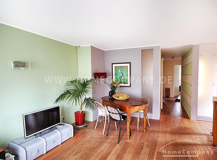 Ostend 8064742 –
Stilvolle Wohnung mit Blick auf den Main – 817725495cf815bf94e01e8d69158066c85d33de.jpg