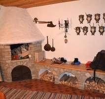 Molto spazio da privato - grande casa unifamiliare con 8 stanze – offener Kamin im Hobbyraum KG