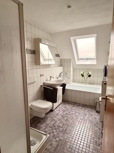 Badezimmer (2. OG)