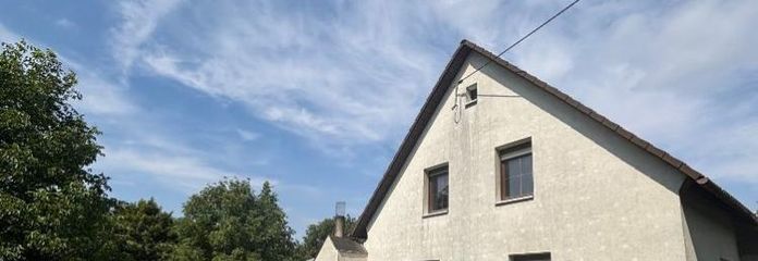 Objekt-Nr.: 10125 - Einfamilienhaus in Bestlage mit großem Potential zur individuellen Gestaltung in Plauen (Oberlosa)