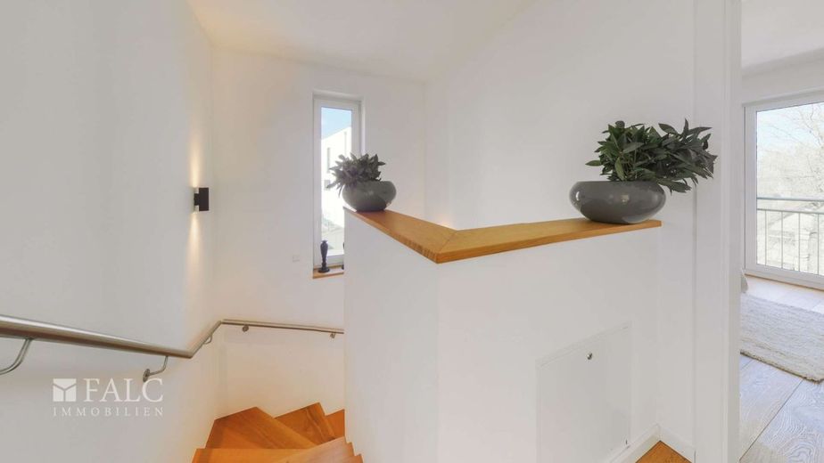 Licht, Qualität, Effizienz - Ihr neues Zuhause mit A+ Standard – Flur