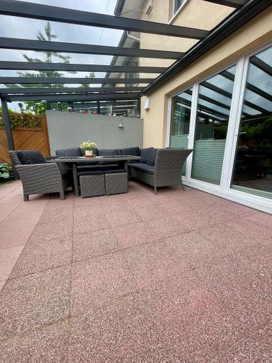 Terrasse mit Überdachung
