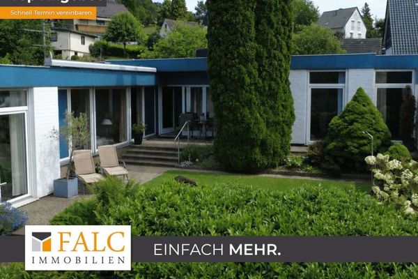 Bungalow indipendente su un ampio terreno soleggiato – vista panoramica a Overath-Steinenbrück