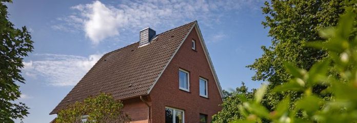 Casa unifamiliare con ampio giardino - in una strada senza uscita a Horneburg