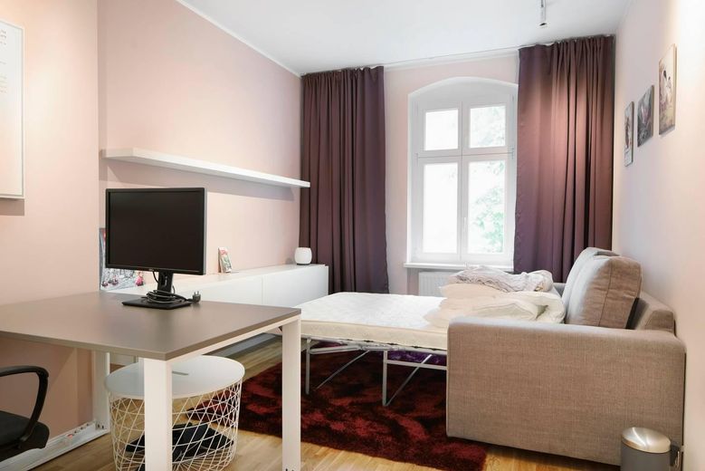 شقة من 3 غرف مع شرفة في برلين-برنتسلاور بيرغ – Gästezimmer 1