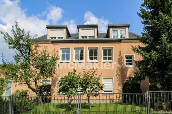 Freistehende Stadtvilla auf Eckgrundstück in Dresden-Weißer Hirsch