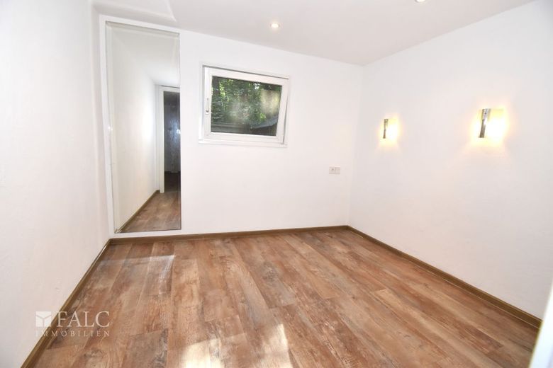 RESERVIERT!! Saniertes Wochenendhaus im Wald – Schlafen