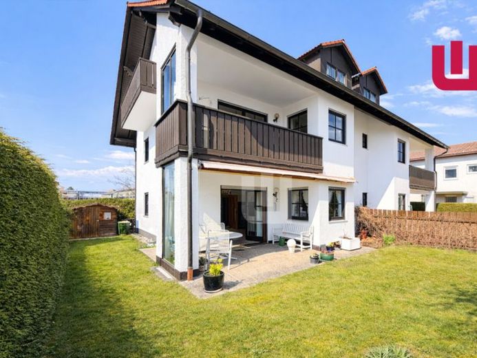 WINDISCH - Well-maintained and sunny 3-room garden apartment centrally located in Gilching - only 40 m to the S-Bahn! – Foto 1