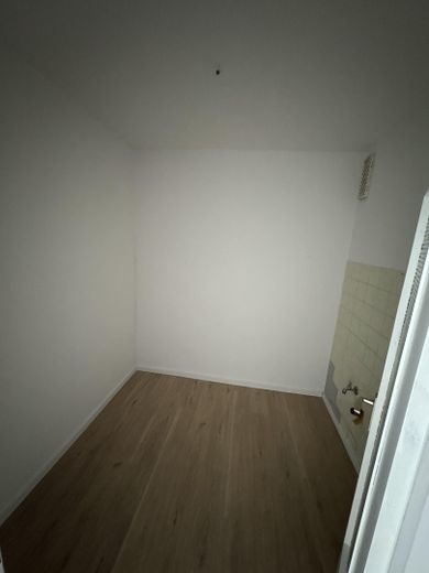 Großzügige 3- Zimmer Wohnung mit Balkon - renoviert – Foto 7