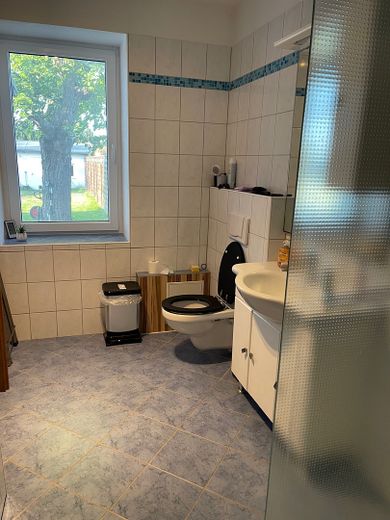 wunderschöne Doppelhaushälfte nahe Ribnitz – Bad unten