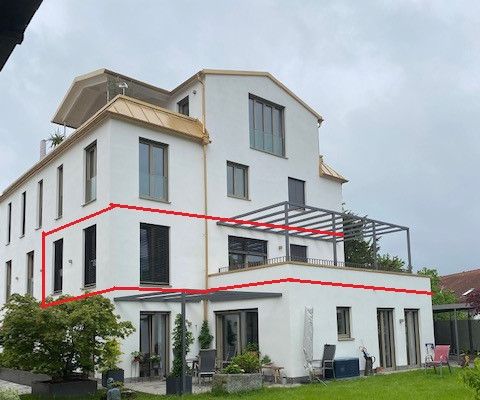 Traunstein’in en gözde konumunda! Geniş çatı teraslı, yeni yapılmış özel 2 odalı daire