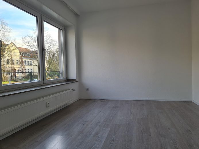 Ruhiges Wohnen, stadtnah in Ge-Buer mit Balkon, Terrasse & Garten – Beisp. Esszi. Nachbarwohnung