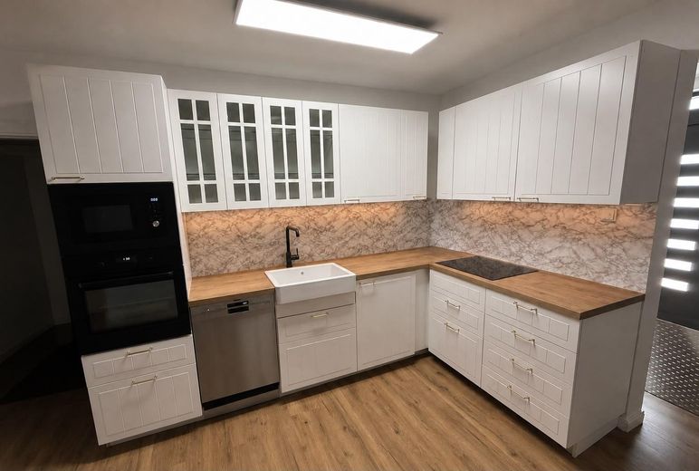 Ankommen & Wohlfühlen in ihrem neuen Zuhause - moderne Neubauwohnung mit Herz & Stil – Küche mit e-Geräten