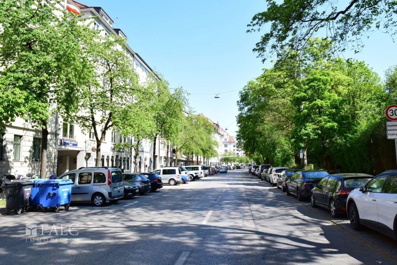 Zentrumsnahe, attraktive 3-teilige Gewerbeeinheit in der Münchner Innenstadt – Straße / Umgebung