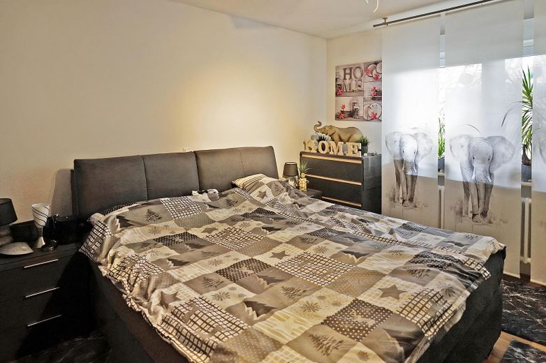 Schlafzimmer EG