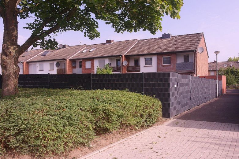 54_Rückansicht Straße Südseite