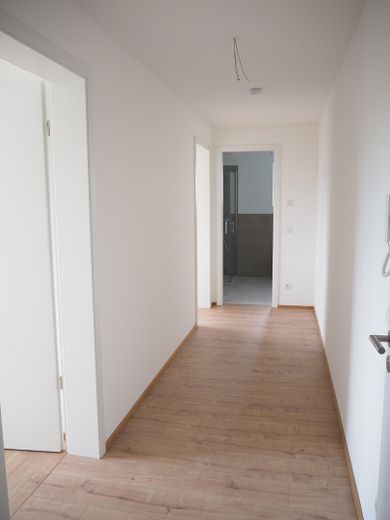 YENİ YAPI Enerji Verimliliği Evi 40 - Regensburg-Steinweg'de balkonlu ve Katedral manzaralı yüksek kaliteli 2 odalı daire – Flur