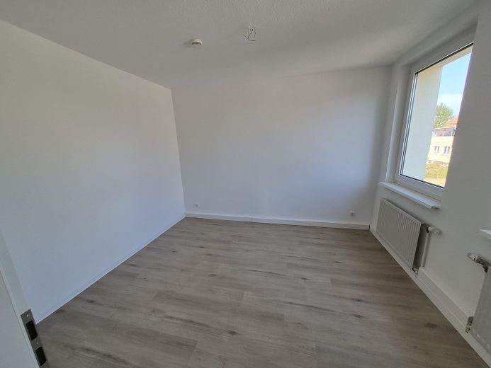Traumimmobilie Zweifamilienhaus zentrale Lage in Falkensee – Schlaf Wohn_2