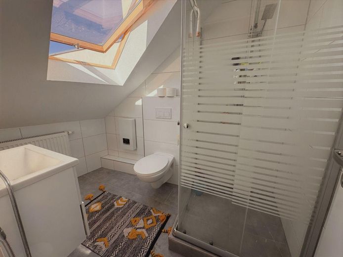 Badezimmer im OG