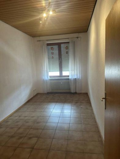 Apartamento de 4 habitaciones con balcón en Neuwied – Foto 6