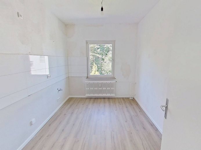++La vostra nuova casa con balcone: luminoso appartamento di 3 locali con balcone e ripostiglio++ – Ansicht I: Küche