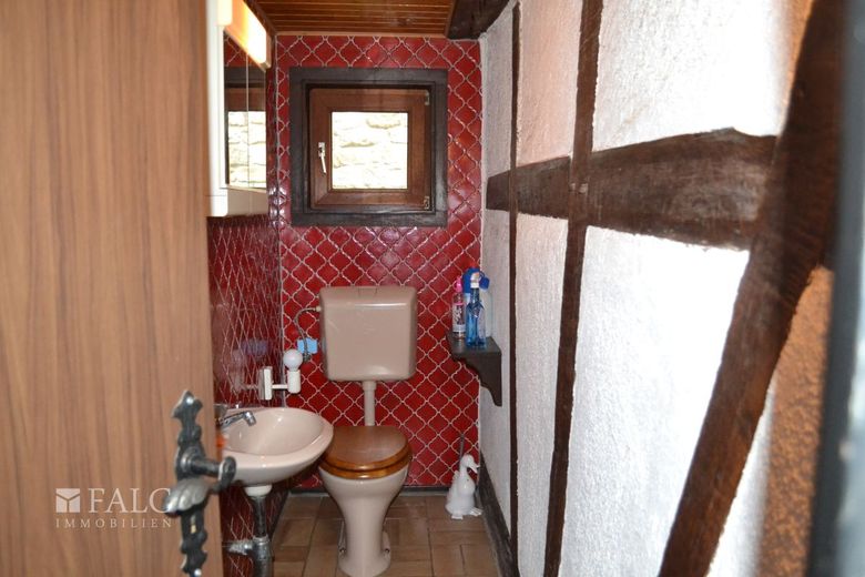 Synagoge mit Wohnhäuser - Denkmalgeschützt – Gäste WC Hinterhaus