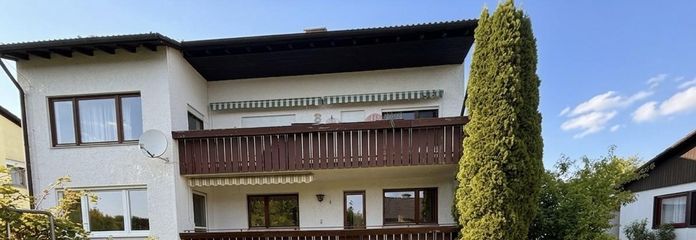 Großzügige 5-Zimmer-EG-Wohnung mit eigenem Garten
