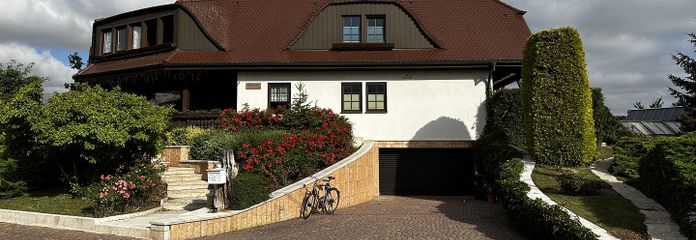 Außenansicht Straßenseite