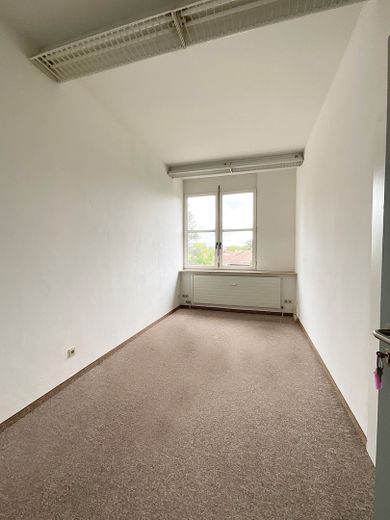 CoWorking in Gemeinschaftsbüro 12 oder 25 m2 – Einzelbüro mit 12,5 m2