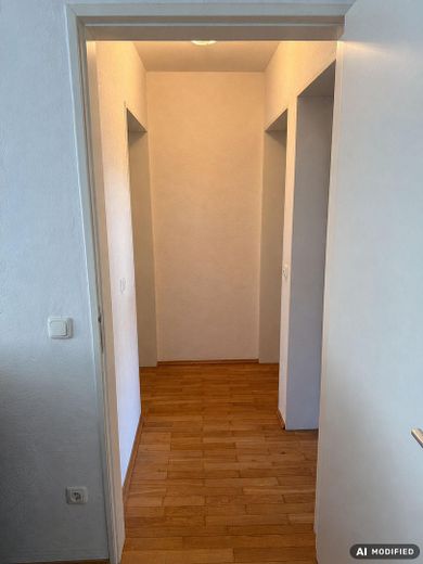Hochparterre mit ca. 85 m² plus Gartenanteil – barrierearm wohnen zwischen Isar und Alpen – Diele