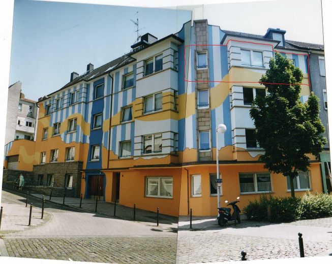 3-Raum DG Wohnung mit Balkon – Front