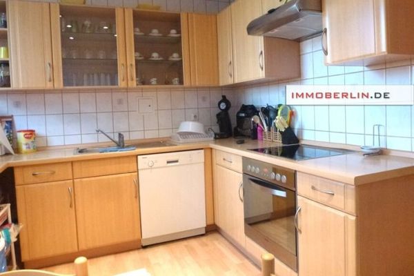 IMMOBERLIN.DE - Helle Westend-Wohnung mit Pkw-Stellplatz nahe Brixplatz