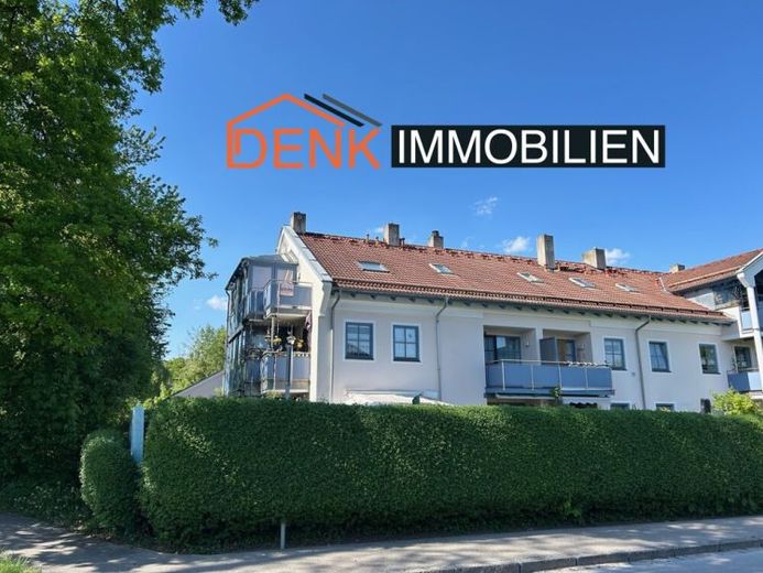 Charmante Dachgeschoss-Wohnung – Foto 1