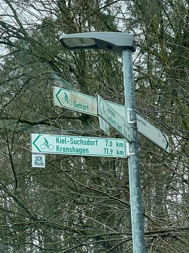 Kieler Umland - Zentrum von Quarnbek zu verkaufen – Umgebung Rad